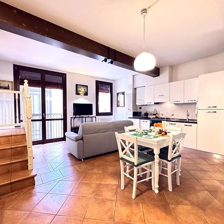 Realkasa Towers View Apartment Bologna Luaran gambar