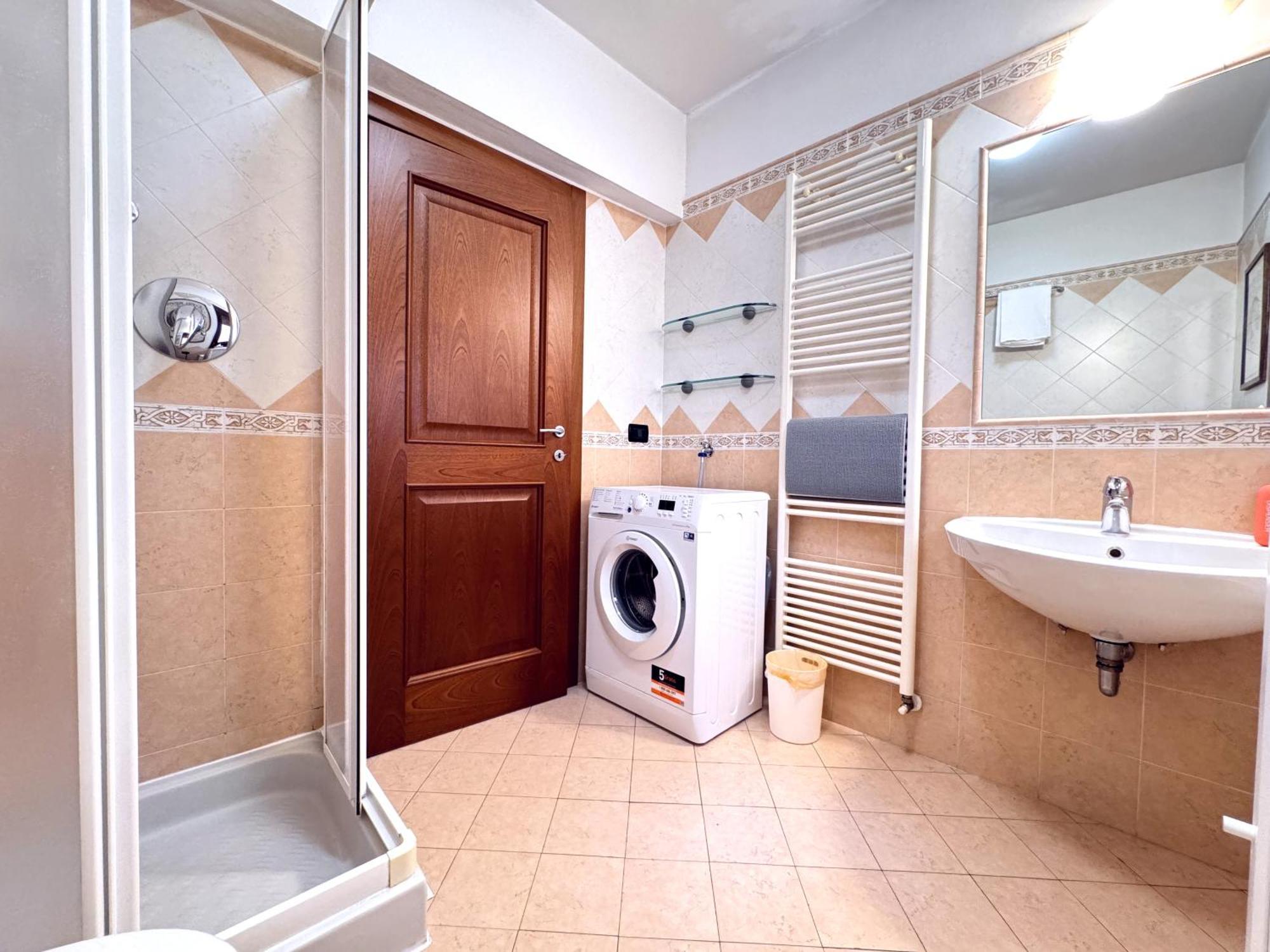 Realkasa Towers View Apartment Bologna Luaran gambar